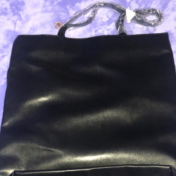 Victoria’s Secret Bag - Picture 3 of 4